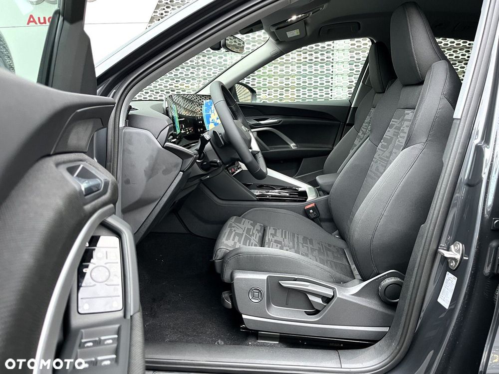 Audi Q5 Sportback - 14
