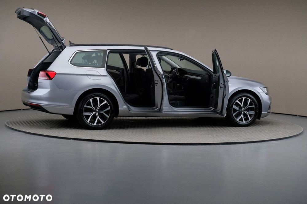 Volkswagen Passat Variant - 6