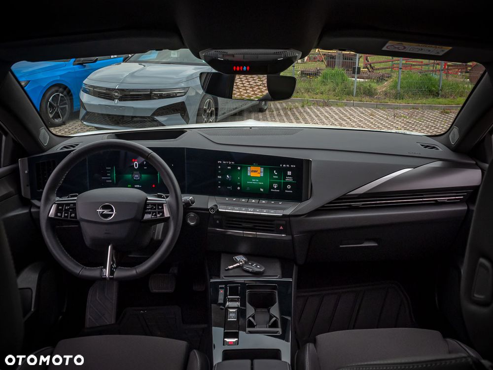Opel Astra 1.2 T mHEV Ultimate S&S eDTC - 15
