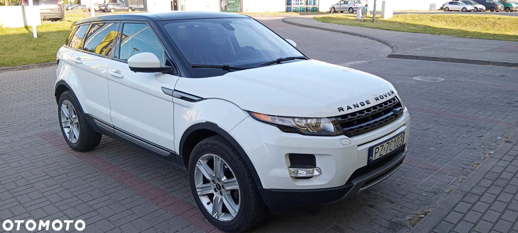 Land Rover Range Rover Evoque 2.0Si4 Pure - 2