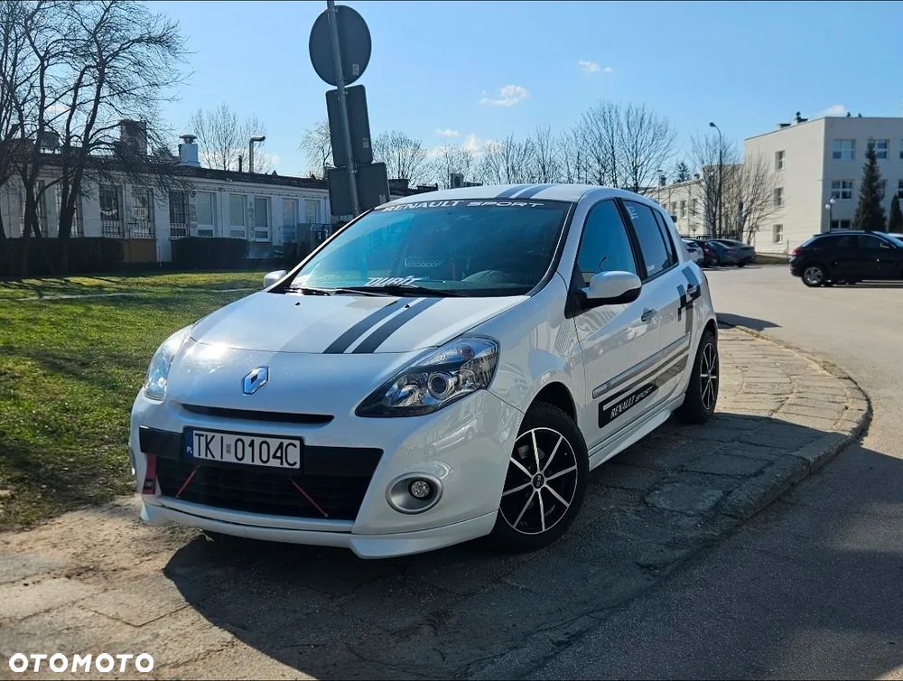 Renault Clio 1.5 dCi Alize - 1