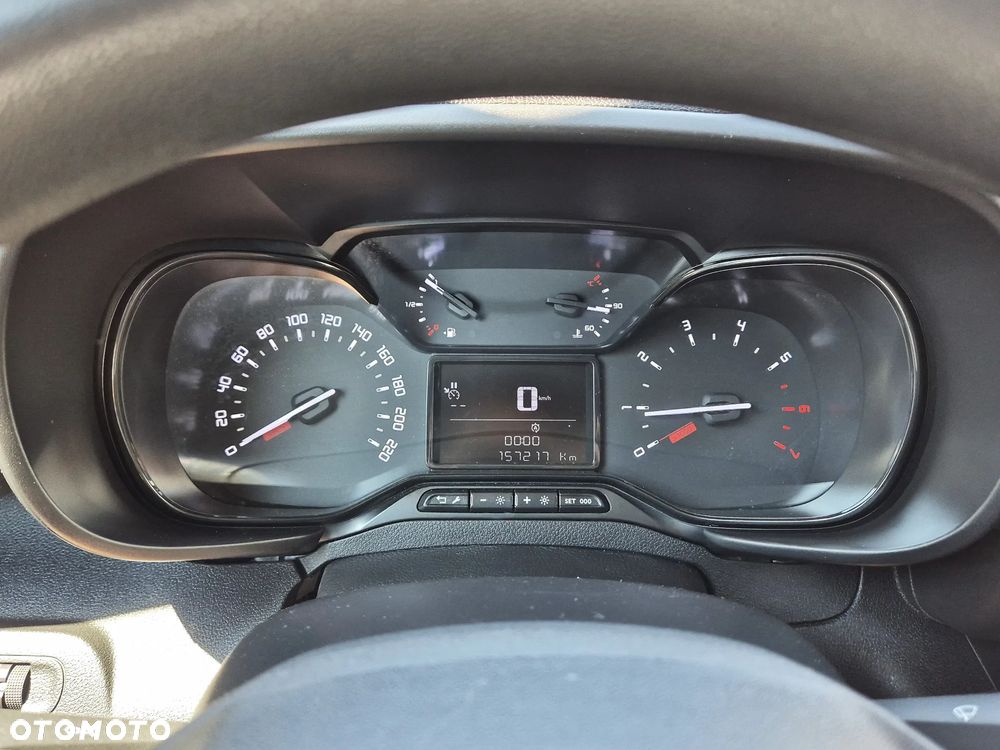 Citroën BERLINGO XL - 16