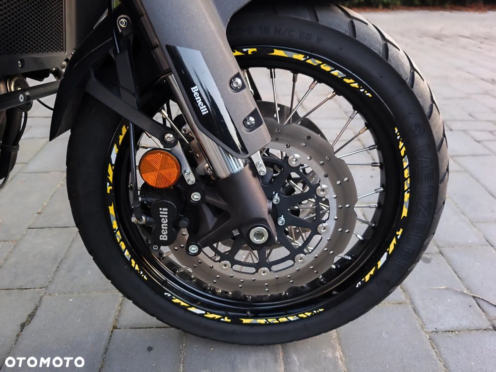 Benelli TRK 502X - 10