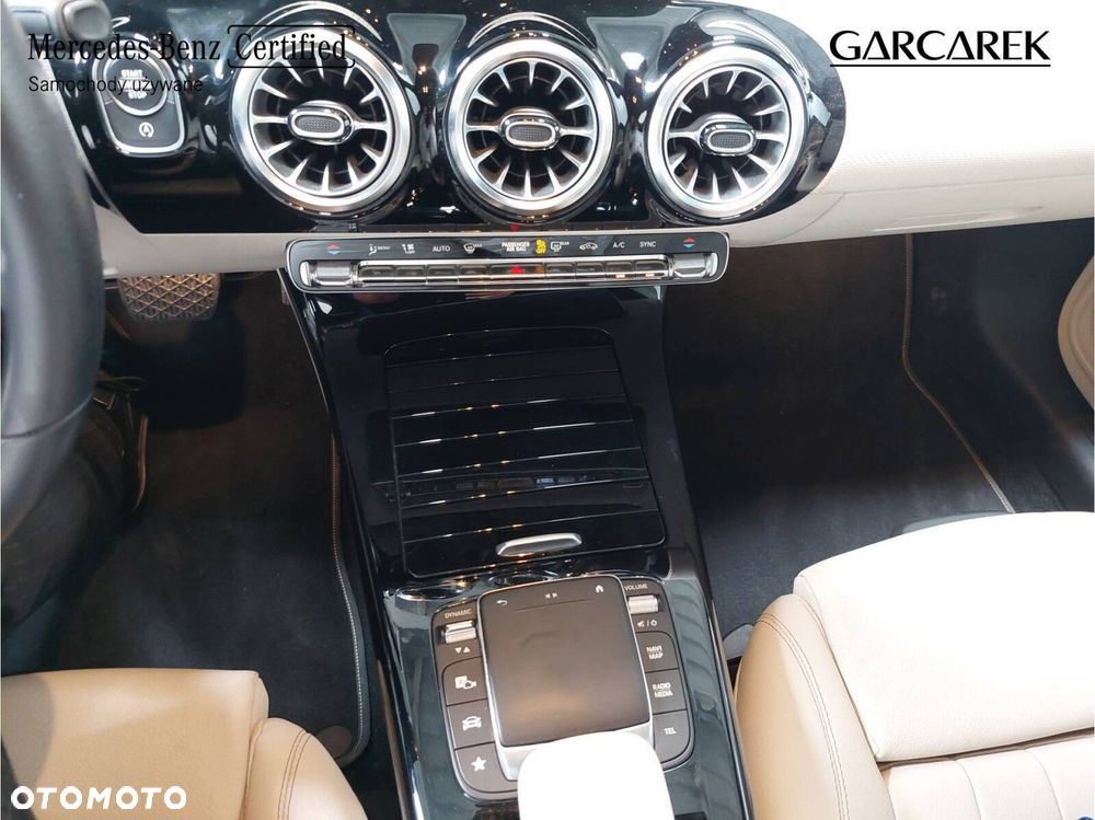 Mercedes-Benz Klasa A 200 Progressive 7G-DCT - 25