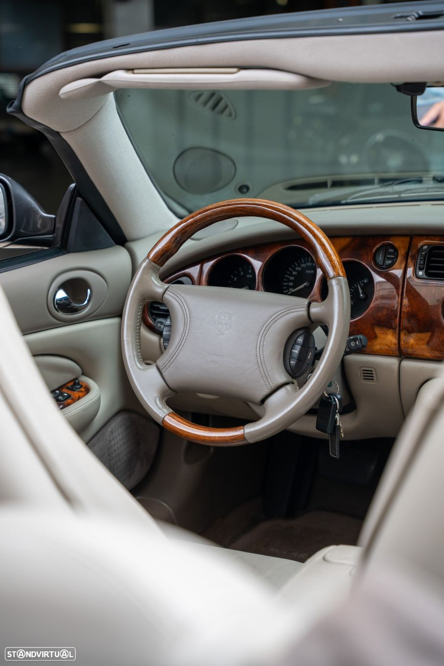 Jaguar XK XK8 4.0 Convertible Pele - 16