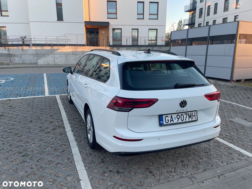 Volkswagen Golf 2.0 TDI Life - 3