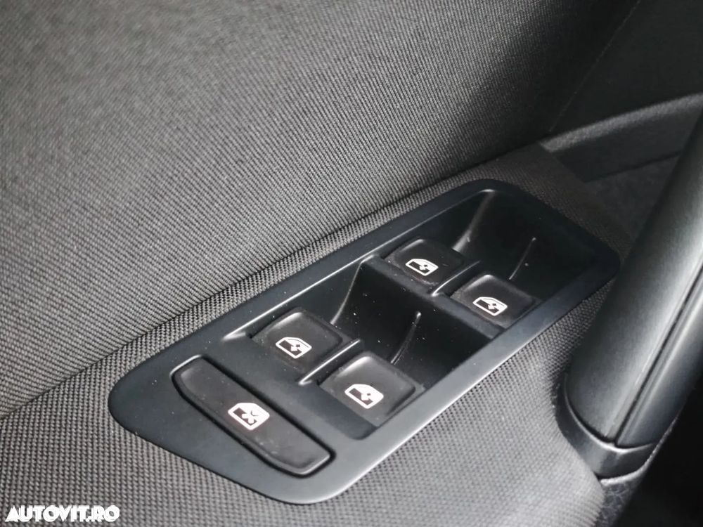 Volkswagen Golf 1.0 TSI Comfortline - 21