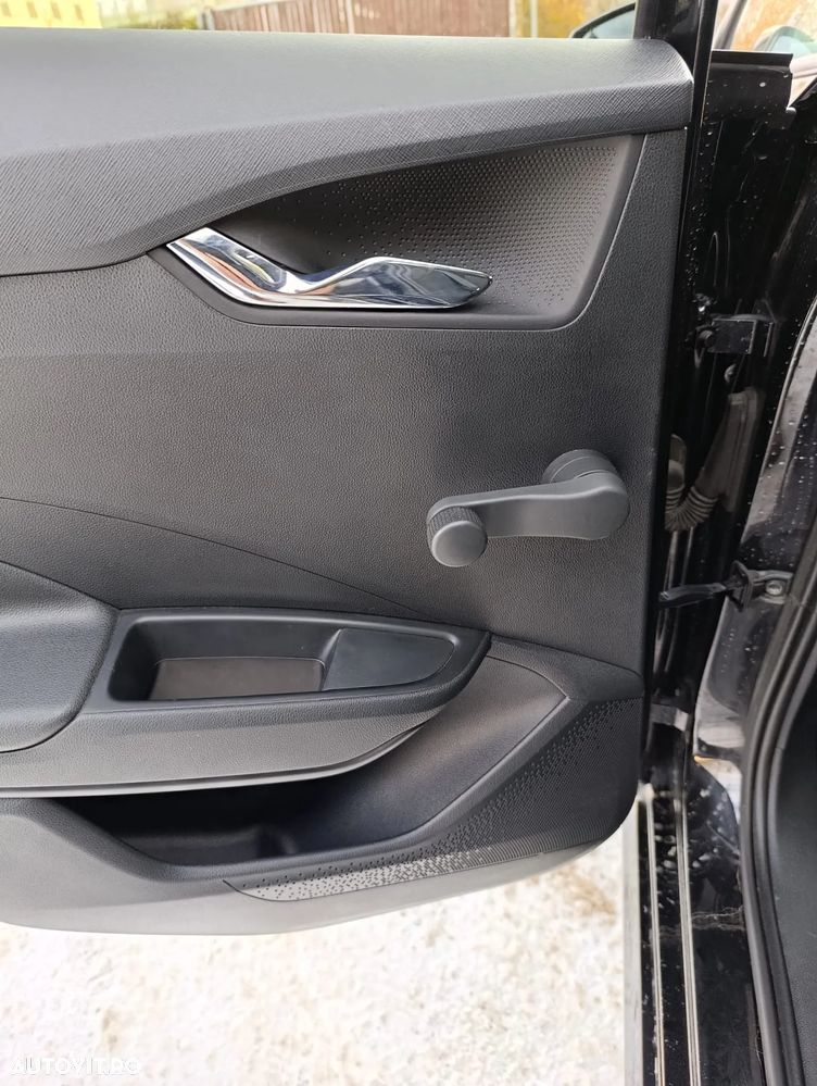 Skoda Fabia 1.0 TSI 95 CP Ambition - 17