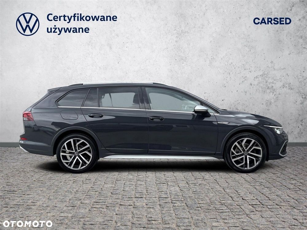 Volkswagen Golf - 5