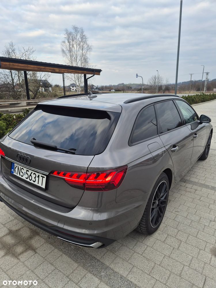 Audi A4 Avant 35 TDI S tronic - 12