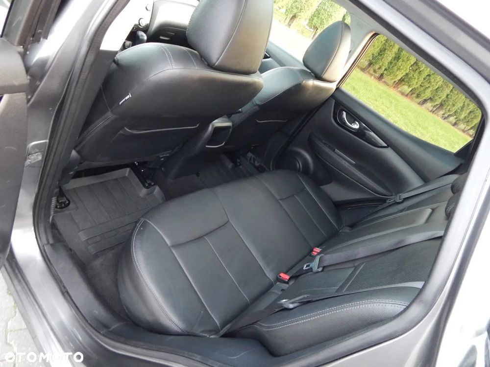 Nissan Qashqai 1.6 DCi Xtronic TEKNA - 7