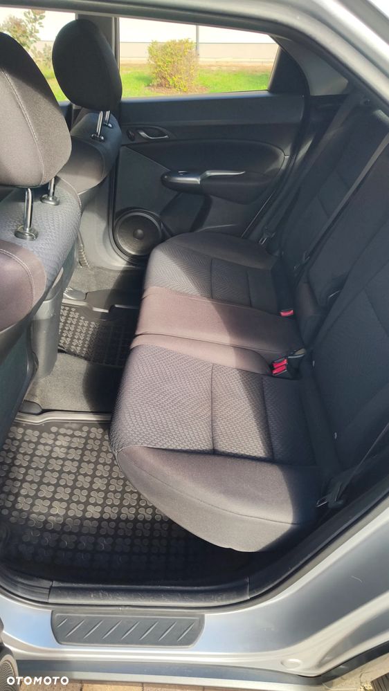 Honda Civic 1.8 Sport - 16
