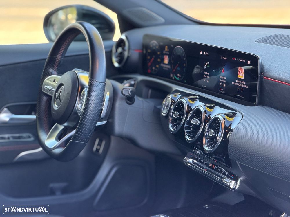 Mercedes-Benz A 250 e AMG Line — fotografia 34