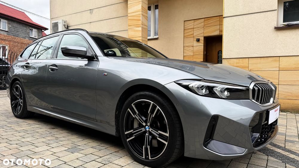 BMW Seria 3 330i xDrive M Sport Edition sport - 12