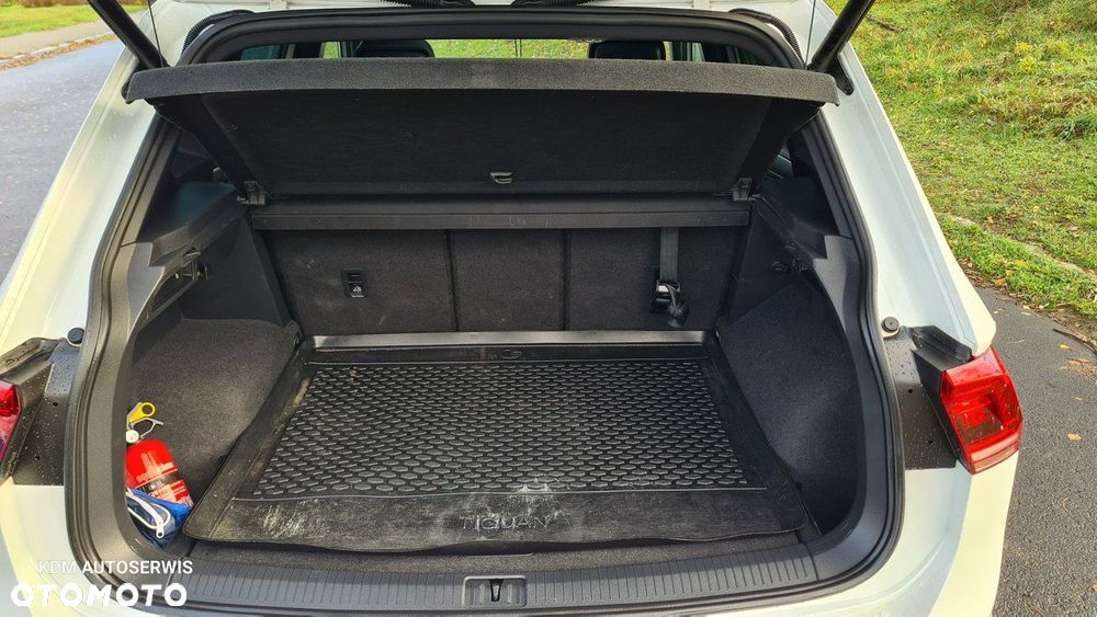Volkswagen Tiguan - 27