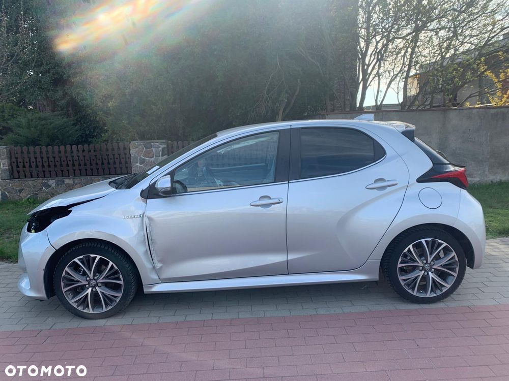 Toyota Yaris - 5