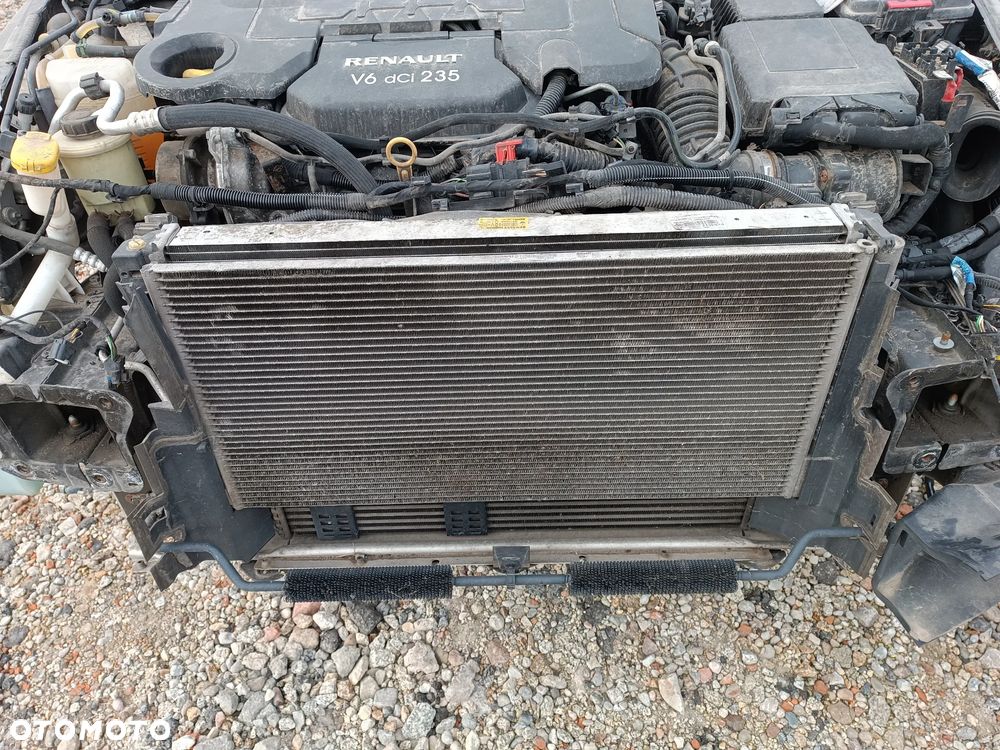 CHŁODNICE WENTYLATOR RENAULT LAGUNA III 3.0 DCI V6 - 1