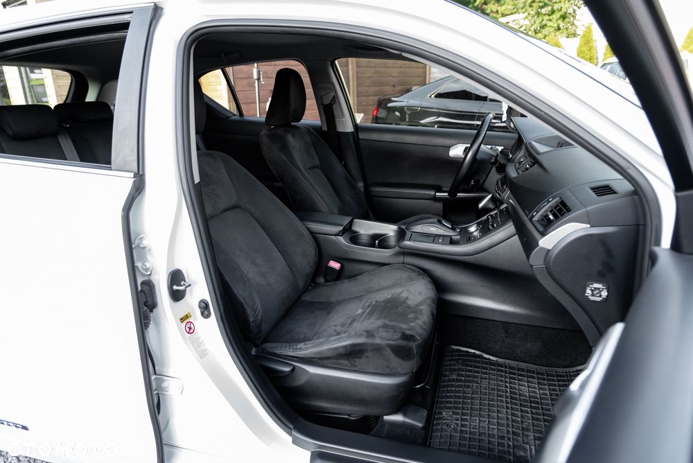 Lexus CT 200h Elegance - 28