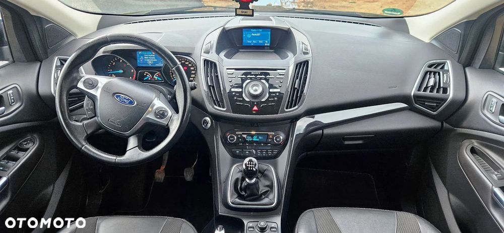 Ford Kuga 2.0 TDCi 4x4 Titanium - 22