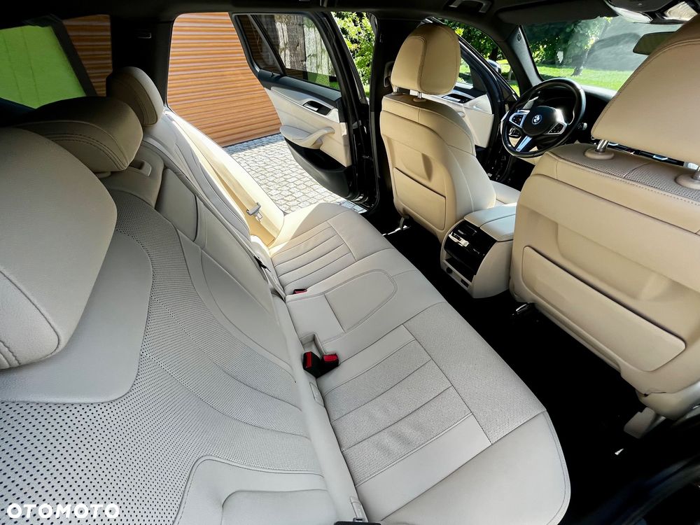 BMW Seria 5 ver-530e - 18