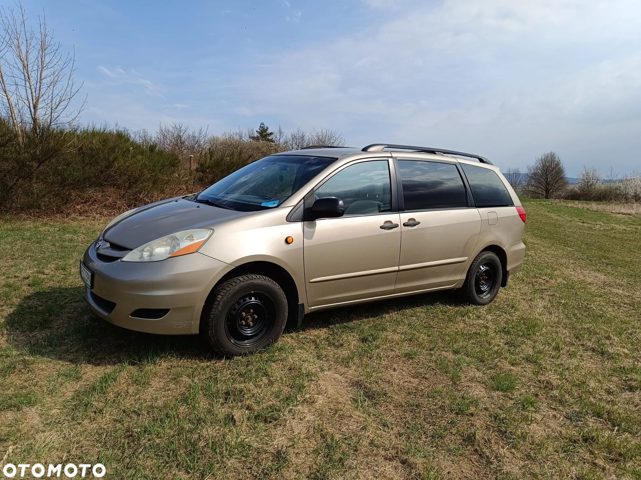Toyota Sienna 3.5 V6 - 1