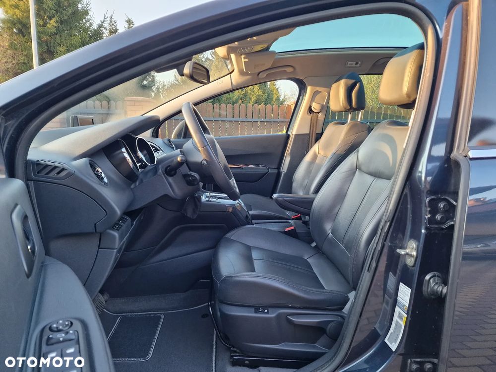 Peugeot 5008 HDI 160 Automatik Allure - 5