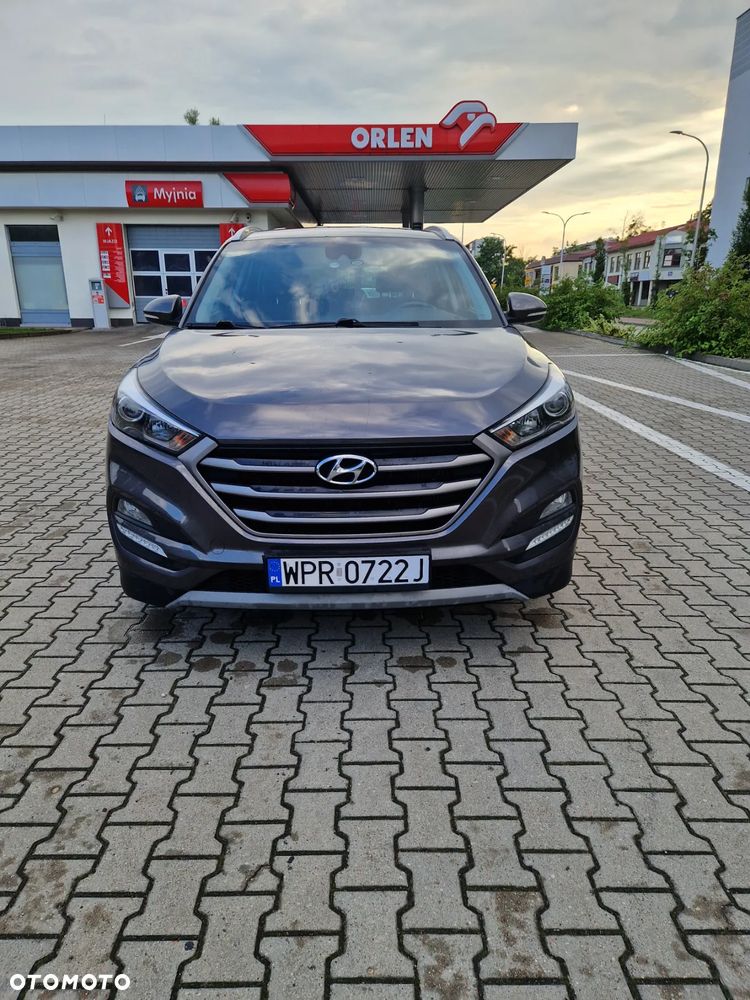 Hyundai Tucson 2.0 CRDI BlueDrive Comfort 2WD - 12
