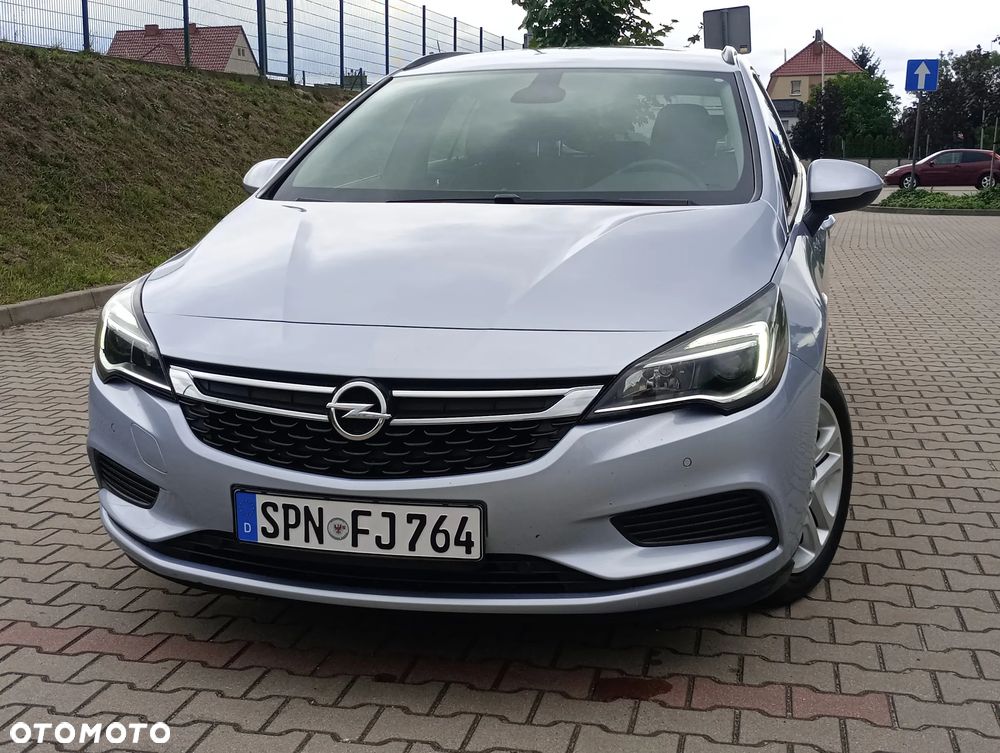 Opel Astra 1.4 Turbo Innovation - 8