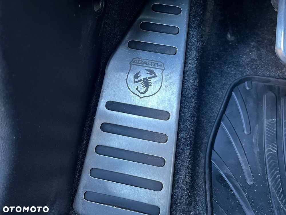 Fiat 500 1.4 16V T-Jet Abarth - 24