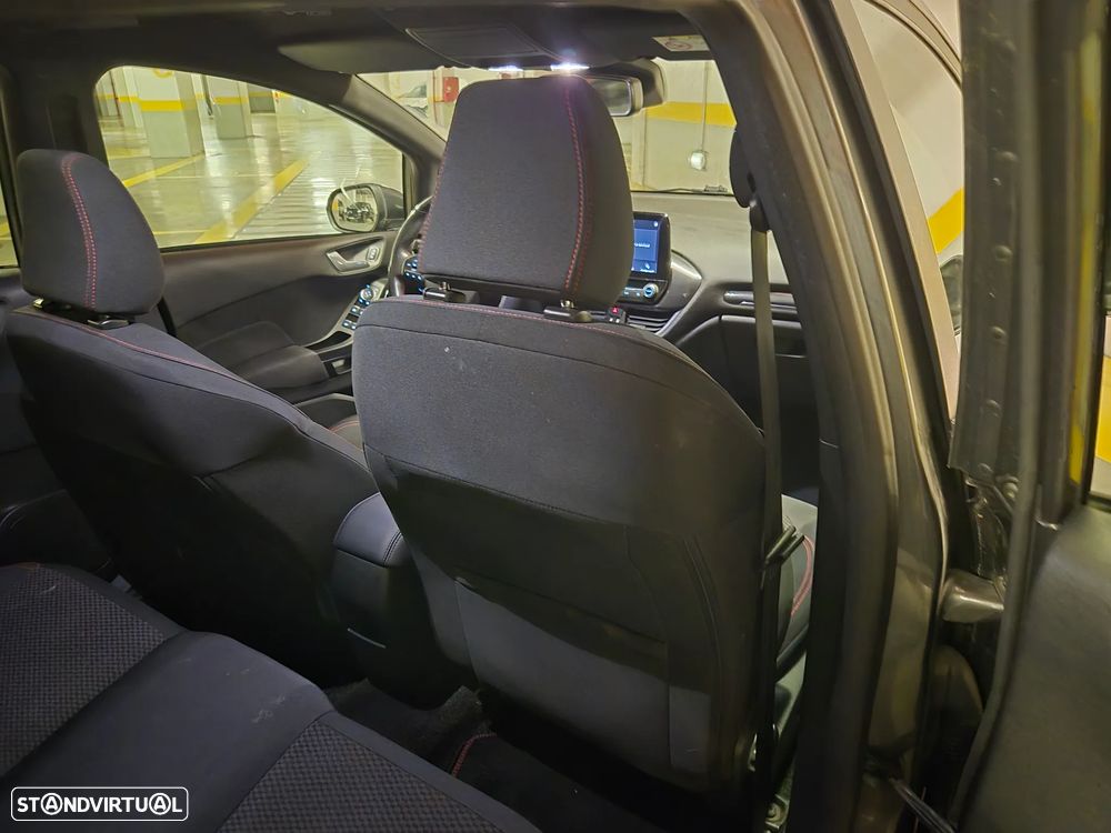 Ford Fiesta 1.0 EcoBoost ST-Line - 35