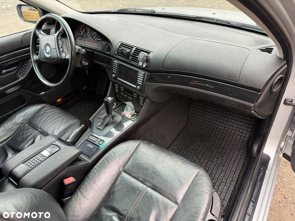 BMW Seria 5 - 16