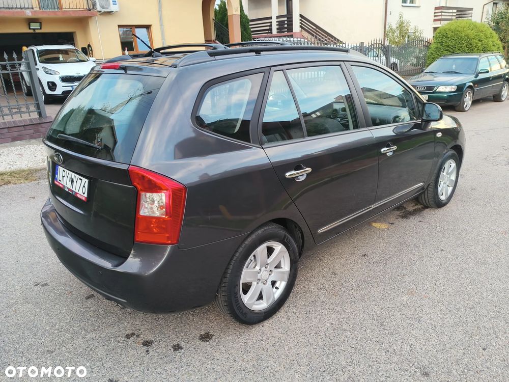 Kia Carens 2.0 CVVT Spirit - 4
