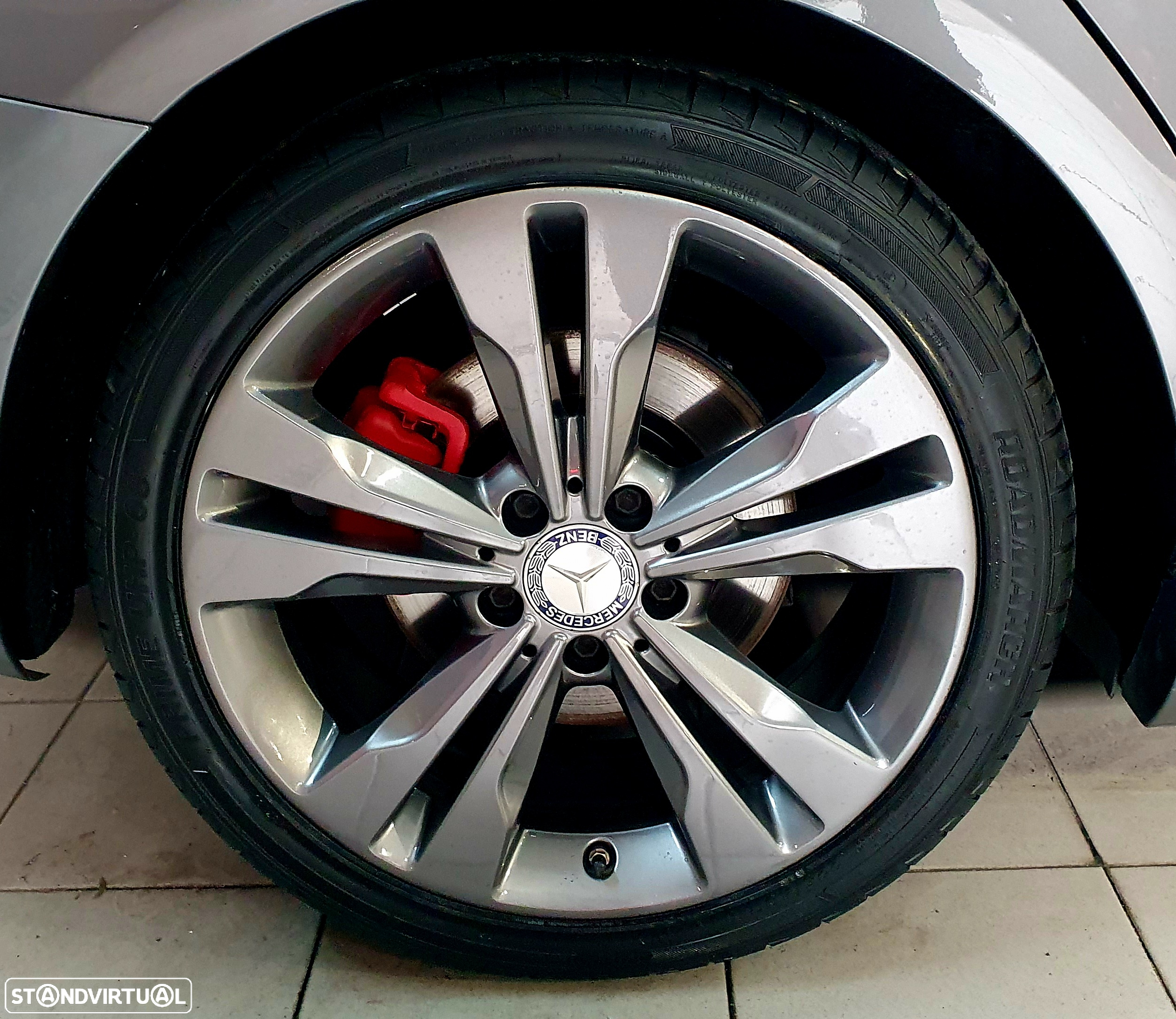 Mercedes-Benz CLA 200 Shooting Brake d 7G-DCT UrbanStyle Edition - 5