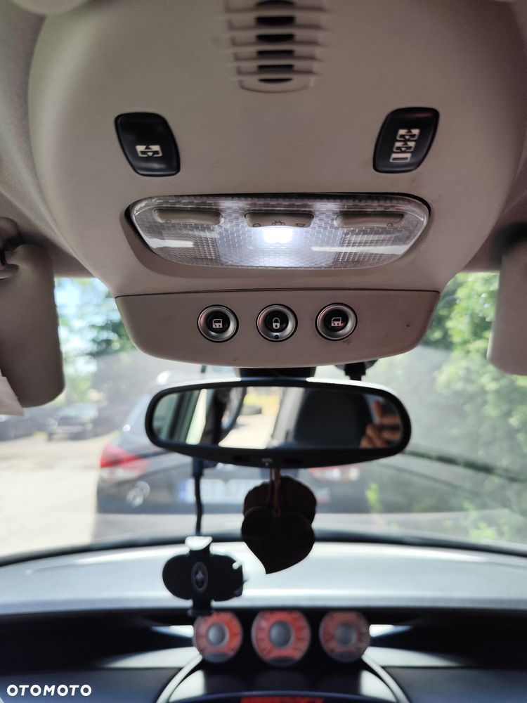 Citroën C8 2.0 HDi Exclusive - 20
