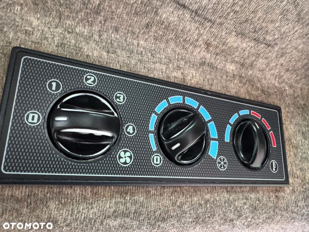 Massey Ferguson 6445 - 16