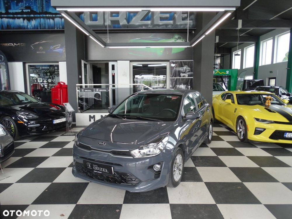 Kia Rio - 1