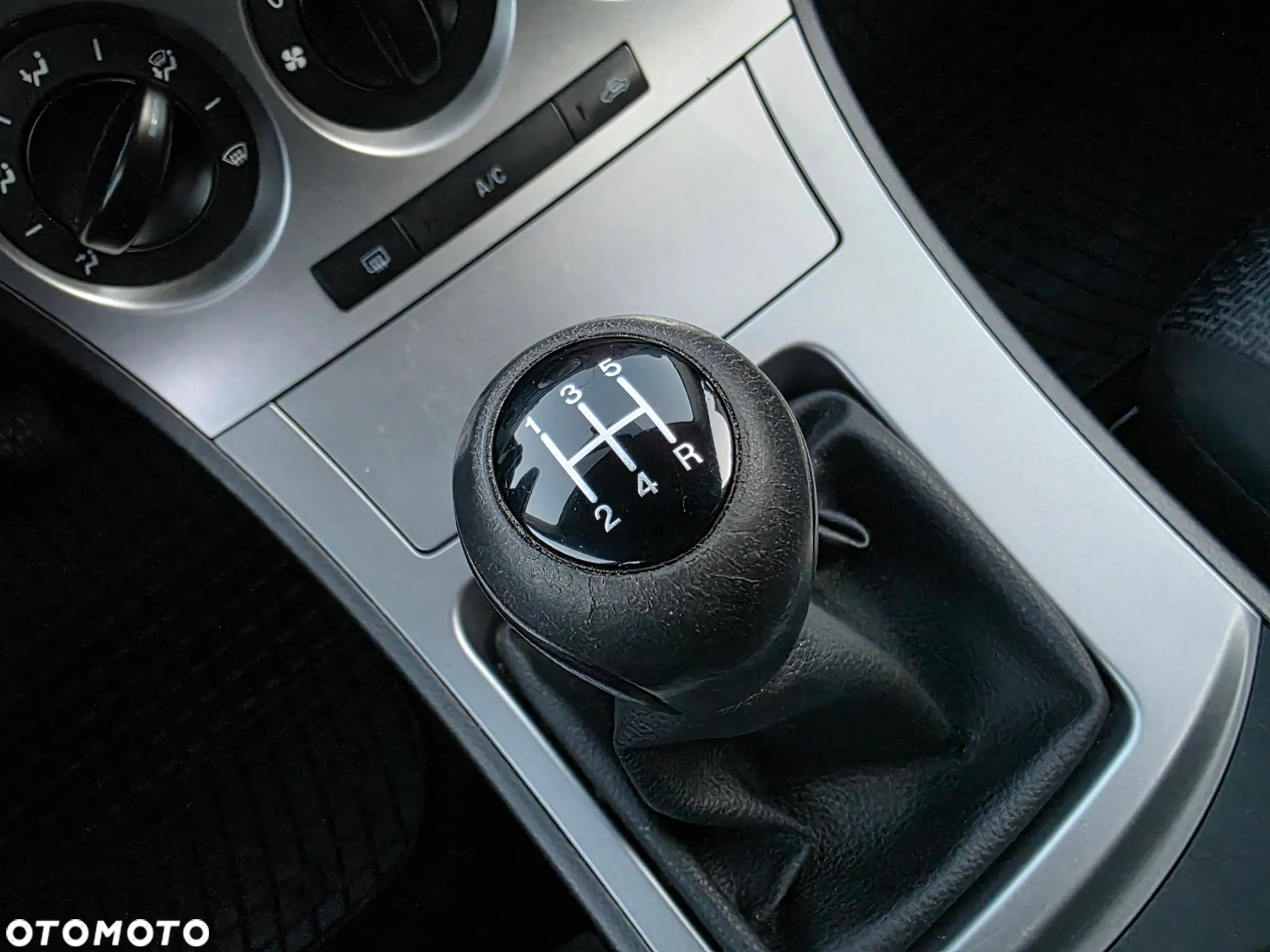Mazda 3 1.6 Exclusive - 21
