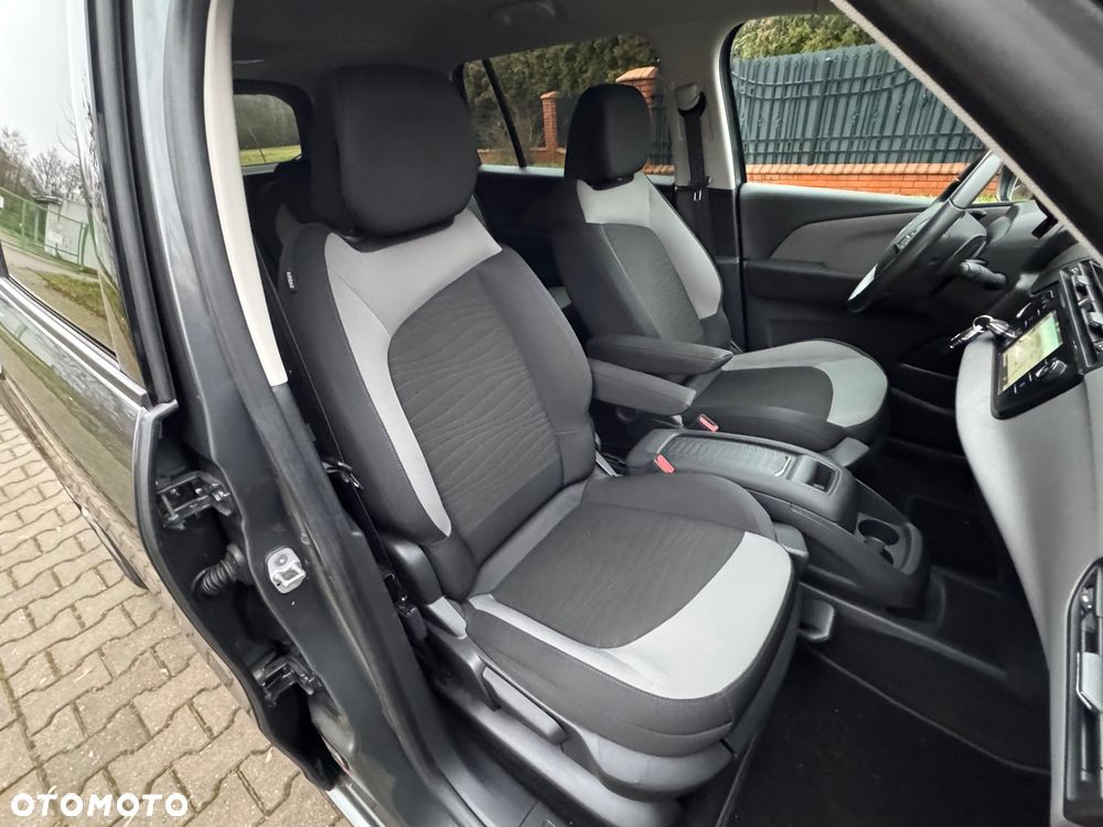 Citroën C4 Grand Picasso - 21