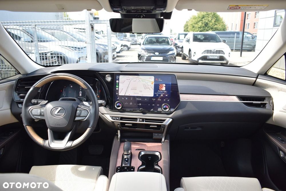 Lexus RX - 21
