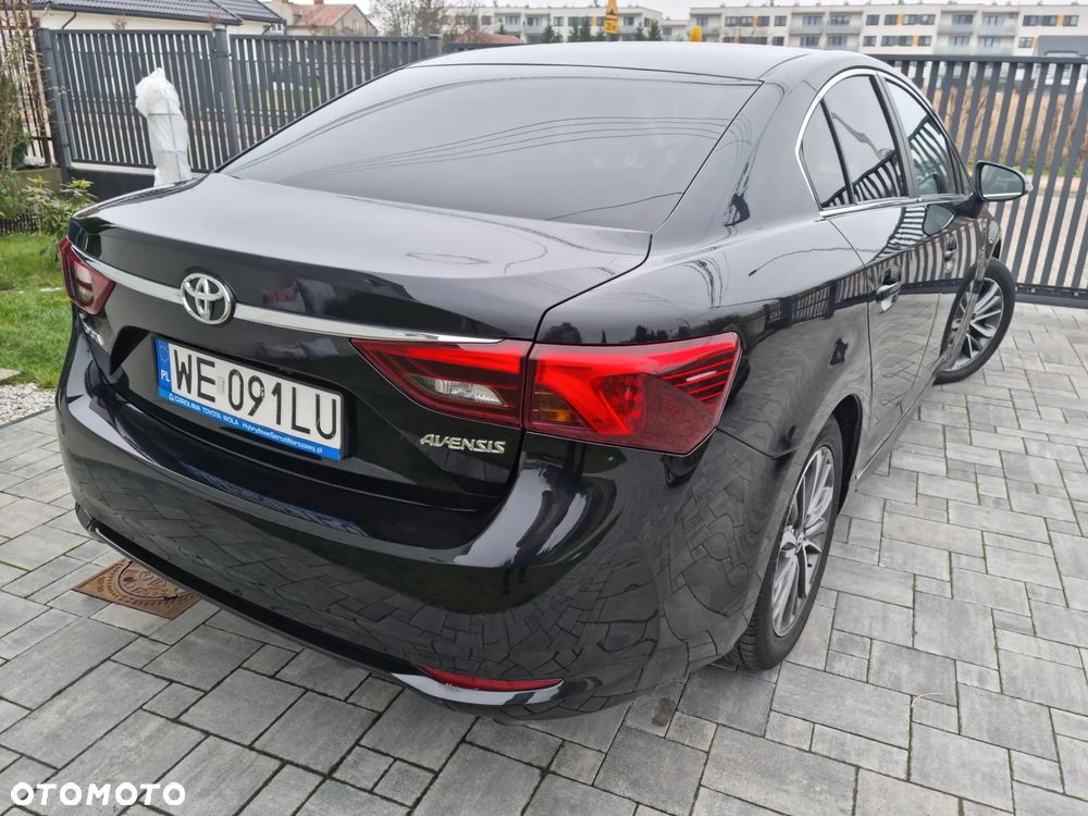 Toyota Avensis 1.8 Premium - 3