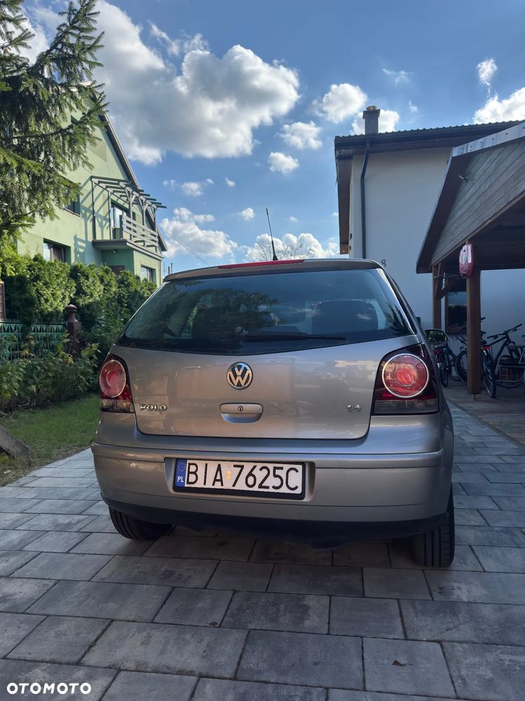Volkswagen Polo - 4
