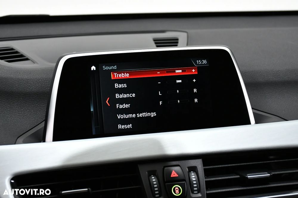 BMW X1 sDrive18d Aut. Sport Line - 32