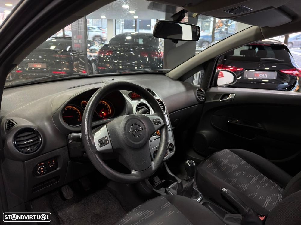 Opel Corsa 1.2 Enjoy - 25