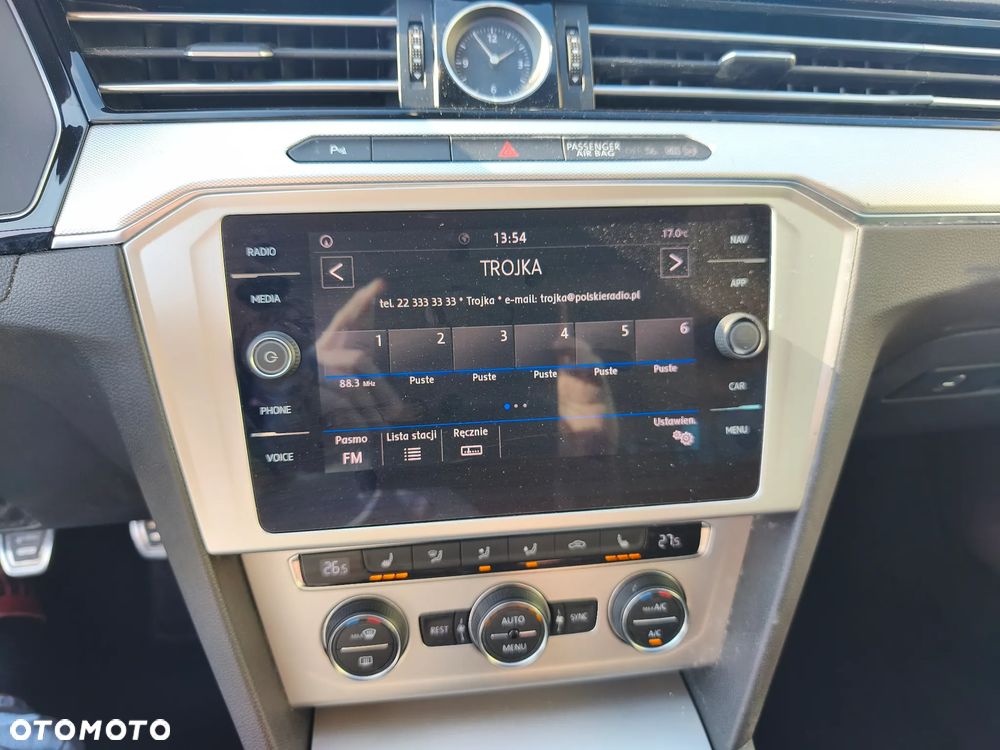 Volkswagen Passat 2.0 TDI (BlueMotion Technology) Highline - 21