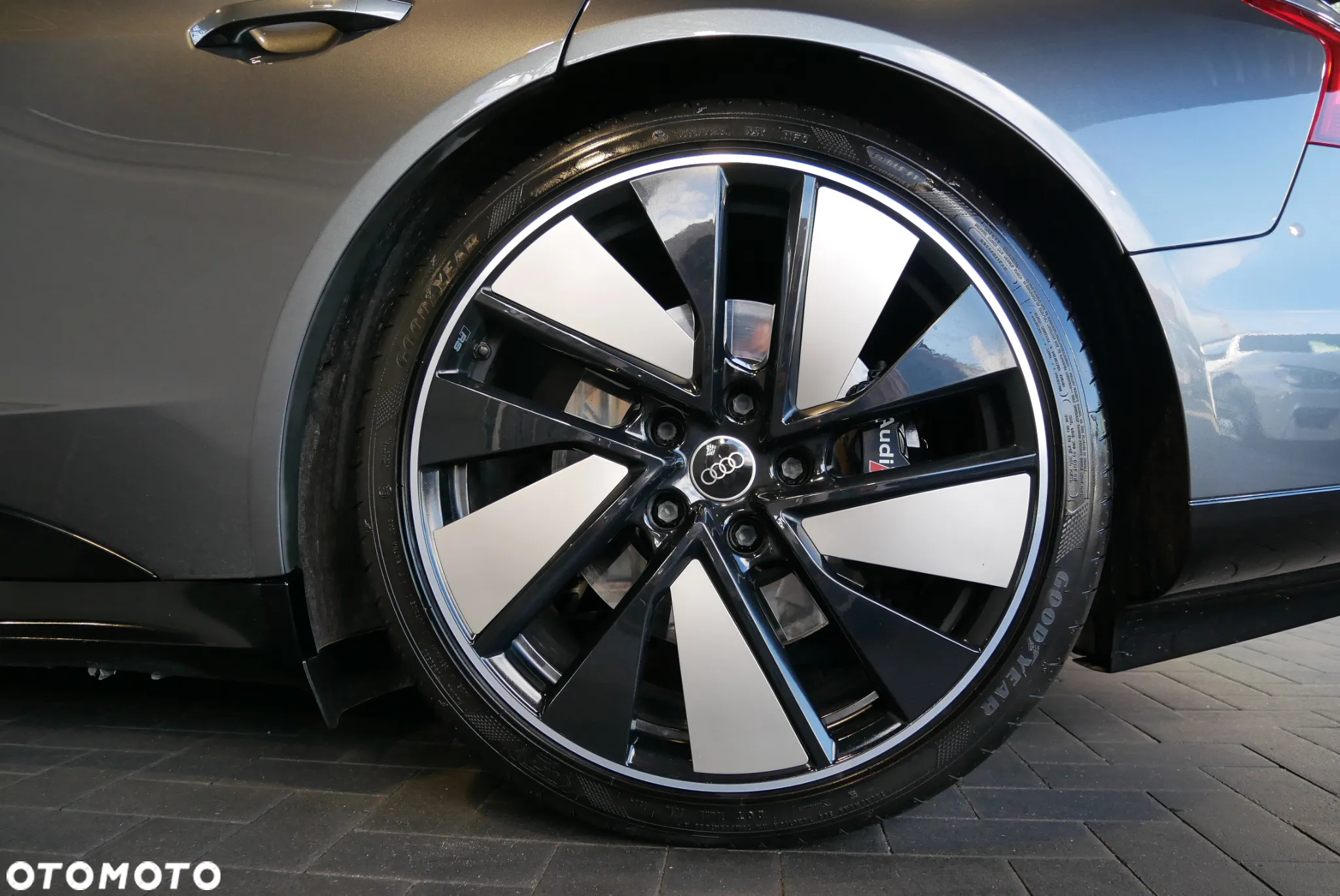 Audi e-tron GT quattro - 38