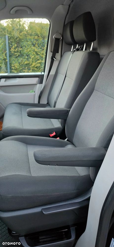 Volkswagen Transporter - 14