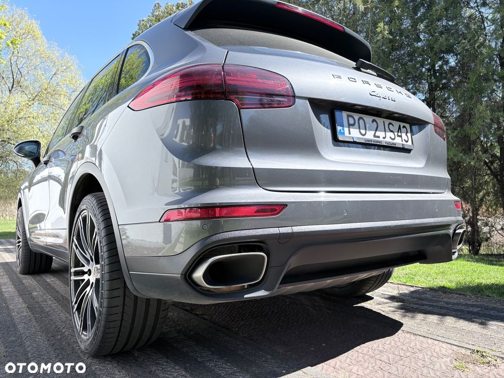 Porsche Cayenne Platinum Edition - 4