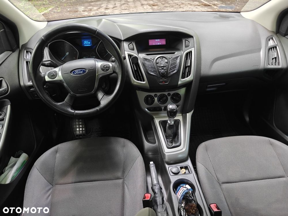 Ford Focus - 8