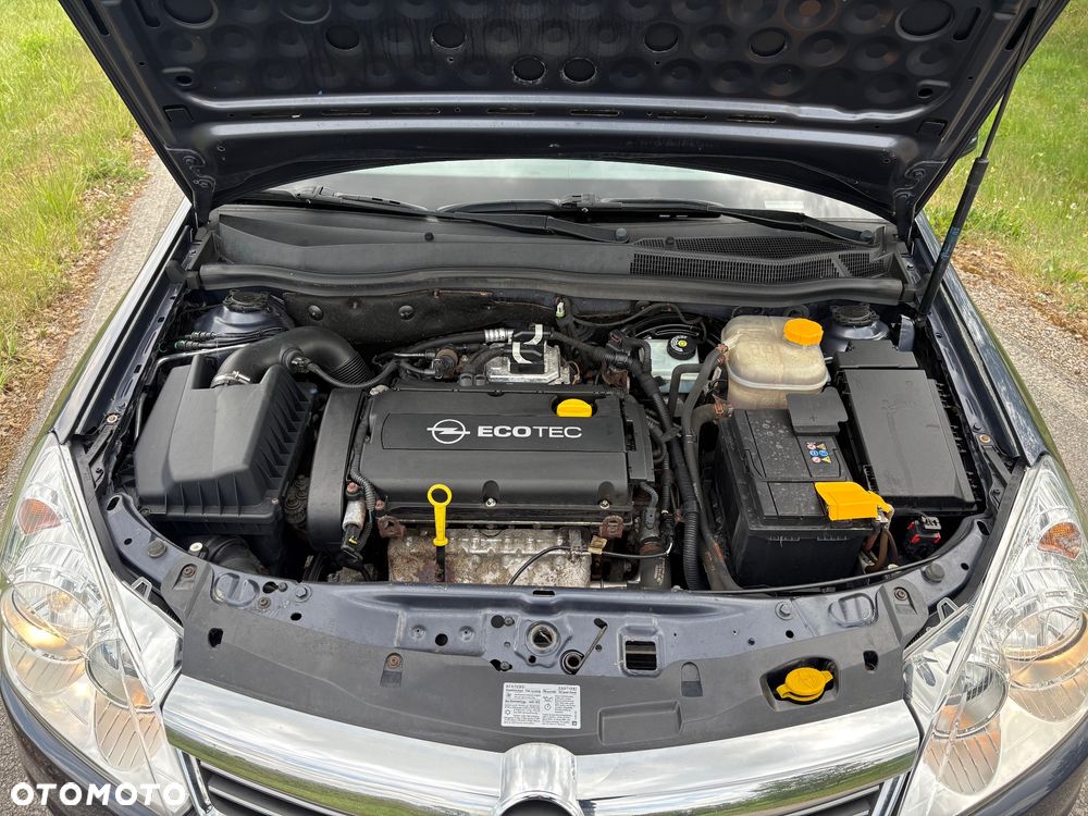 Opel Astra 1.6 Color Edition - 37