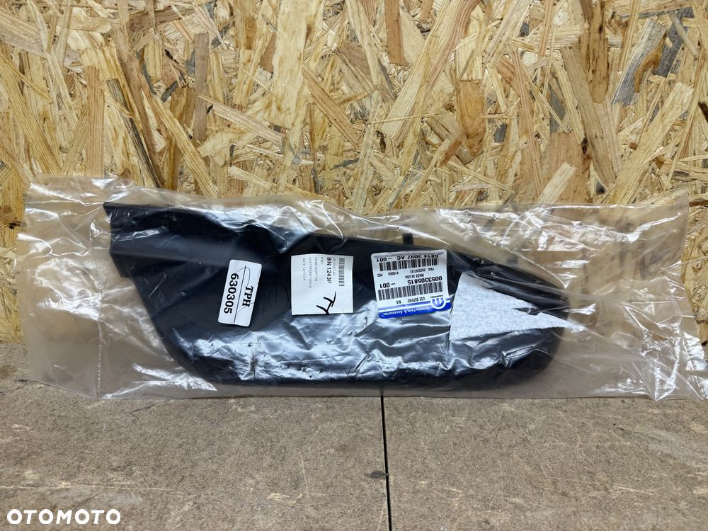 JEEP GRAND CHEROKEE LISTWA OZDOBNA ZDERZAKA Z PRZODU LEWA OE K68143097AC